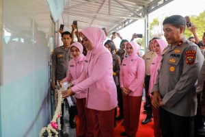 Wakapolda Sumut, Brigjen Pol. Rony Samtana, S.I.K., M.T.C.P., meresmikan Satuan Pelayanan Pemenuhan Gizi (SPPG) Polres Padangsidimpuan. (Ist)