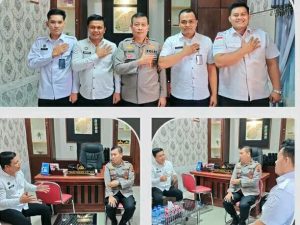 Kepala Kesatuan Pengamanan Rutan (KPR) Kelas I Labuhan Deli, Warisman Sihotang, bersama staf KPR, melaksanakan kunjungan kerja ke Kantor Polsek Medan Labuhan, Senin (03/11/2025).