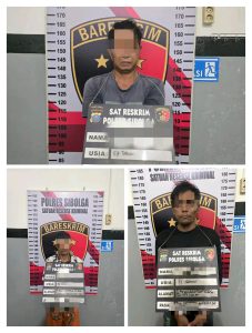 Satreskrim Polres Sibolga menangkap 3 pelaku pembunuhan di halaman Masjid Agung Kota Sibolga, Jalan Diponegoro, Kecamatan Sibolga Kota.