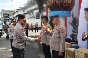 Kapolda Sumatera Utara Irjen Pol Whisnu Hermawan Februanto, S.I.K., M.H., melakukan pengecekan Pos Pengamanan (Pospam) dan Pos Pelayanan (Posyan) Operasi Lilin Toba 2025 di wilayah Kota Padangsidimpuan.