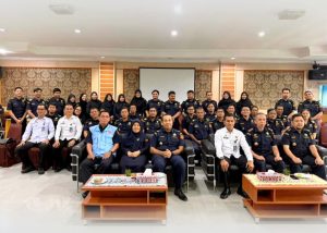 Kepala Rumah Tahanan Negara (Rutan) Kelas I Labuhan Deli, Eddy Junaedi, hadir sebagai narasumber dalam Webinar Peringatan Hari Antikorupsi Sedunia (HAKORDIA) Tahun 2025.