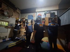 Lembaga Pemasyarakatan (Lapas) Kelas I Medan melaksanakan razia rutin dan deteksi dini keamanan serta ketertiban dengan melakukan penyisiran blok hunian warga binaan.