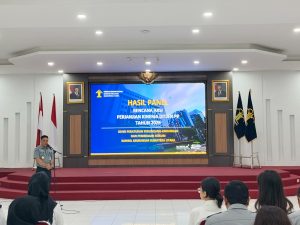 Kepala Divisi Peraturan Perundang-undangan dan Pembinaan Hukum (P3H), Ferry, saat memberikan penguatan kepada seluruh jajaran terkait tugas dan fungsi Divisi P3H.