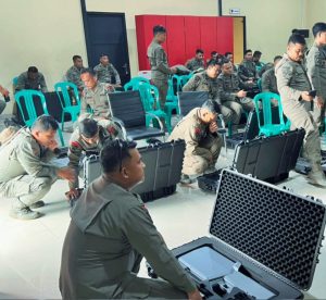 Korps Brimob Polri melaksanakan pelatihan Counter Unmanned Aerial Vehicle (UAV) serta pembagian peralatan Counter UAV Skyfend.