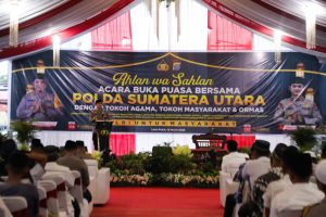 Wakapolda Sumut Brigjen Pol Sonny Irawan, saat memberikan kata sambutan pada kegiatan Safari Ramadan di Batu Bara.