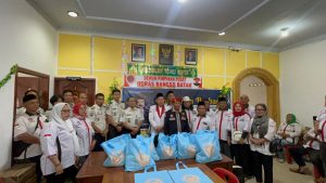Kementerian Imigrasi dan Pemasyarakatan RI, bekerja sama dengan DPP Horas Bangso Batak (HBB), menyalurkan paket bakti sosial kepada para bilal mayat dan najir masjid di Kota Medan.