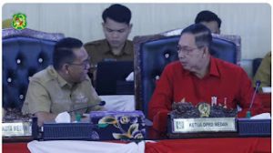 Rapat Paripurna DPRD Medan dengan tentang Perubahan Perda Kota Medan Nomor 4 Tahun 2012 Tentang Sistem Kesehatan Kota Medan.