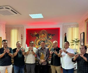 Ketua DPRD Kota Medan, Wong Chun Sen menerima kunjungan audiensi manajemen Garuda Indonesia.
