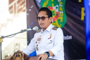 Foto :  Keberangkatan Wali Kota Medan Rico Tri Putra Bayu Waas ke luar negeri baru-baru ini memicu kegaduhan di tengah masyarakat. Orang nomor satu di Pemko Medan tersebut menjadi sorotan tajam setelah absen dalam agenda nasional yang diresmikan langsung oleh Presiden RI Prabowo Subianto secara daring, Sabtu (16/5/2026). (BM).