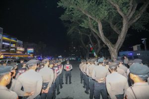 Wakapolda Sumut Brigjen Pol Sonny Irawan melakukan pengecekan Apel Besar Kegiatan Rutin Yang Ditingkatkan (KRYD) Polrestabes Medan di Lapangan Merdeka, Sabtu (23/5/2026).