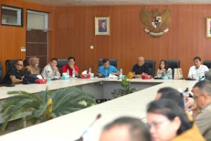 Pansus Penertiban Aset Daerah Kota Medan, Rapat Pembahasan Dengan OPD Terkait di Ruang Banggar DPRD Medan.