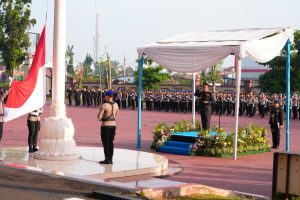 Kapolda Sumatera Utara, memimpin Upacara Peringatan Hari Lahir Pancasila di Lapangan KS Tubun Mapolda Sumut.