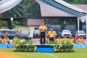 Kapolda Sumut Irjen Pol. Whisnu Hermawan Februanto, S.I.K., M.H., saat memberikan kata sambutan Pekan Olahraga dan Rohani (POR) Tahun 2026 menyambut Hari Bhayangkara ke-80.