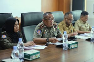 Komisi 1 DPRD Medan menggelar Rapat Evaluasi Kinerja Triwulan II TA 2026 bersama OPD Mitra Kerja.