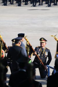 Kapolda Sumut Irjen Pol. Whisnu Hermawan Februanto, S.I.K., M.H., menerima langsung Tanda Kehormatan Nugraha Sakanti dari Presiden RI Prabowo Subianto.