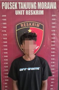 A (26) warga Jalan Bakaran Batu Dusun III Desa Tanjung Baru Kecamatan Tanjung Morawa, yang diduga sebagai pelaku tindak pidana pencurian kabel tower.