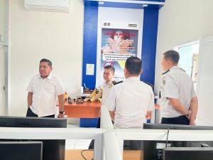 Kepala Kantor Wilayah Direktorat Jenderal Imigrasi Sumatera Utara, Parlindungan, melakukan kunjungan kerja ke Kantor Imigrasi Kelas III Non TPI Mandailing Natal.