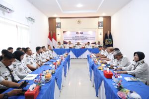 Kepala Kantor Wilayah Direktorat Jenderal Imigrasi Sumatera Utara, Dr. Parlindungan, S.H., M.H., mengikuti Entry Meeting Pengambilan Data Evaluasi Pelayanan Publik.