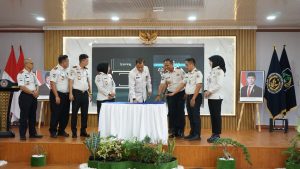 Kepala Kantor Wilayah Ditjenpas Sumatera Utara bersama para Kepala Unit Pelaksana Teknis secara resmi melaunching Program Smart Zero Waste Pemasyarakatan dan Dashboard SIPINTAR.