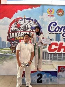 Siswa Sekolah Dasar Islam Terpadu Baitul Marhamah Ummul Quro (SDIT BMUQ) Kota Bekasi meraih medali emas dan perak pada ajang Jakarta Open Championship 2026 cabang olahraga Taekwondo.