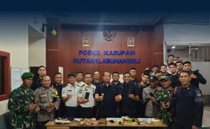 Rumah Tahanan Negara (Rutan) Kelas I Labuhan Deli melaksanakan mitigasi risiko dan razia gabungan.