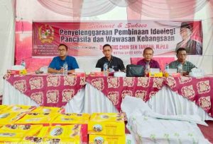 Ketua DPRD Kota Medan, Wong Chun Sen Tarigan, saat memberikan kata sambutan pada kegiatan Pembinaan Ideologi Pancasila dan Wawasan Kebangsaan di Jalan Willem Iskandar, Kelurahan Indra Kasih, Kecamatan Medan Perjuangan, Kota Medan, Minggu (9/8/2026).