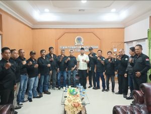 Foto : Forum Wartawan Kejaksaan (Forwaka) Kota Tebing Tinggi menggelar audiensi dengan  Ketua DPRD Kota Tebing Tinggi, Sakti Khadafi Nasution, Senin (7/9/2026).  